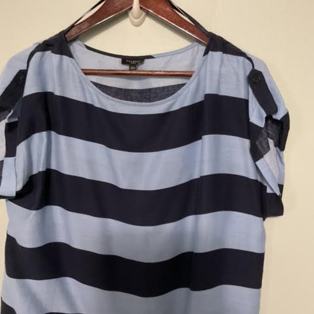 Talbots silk  like fabric short sleeves Blouse
